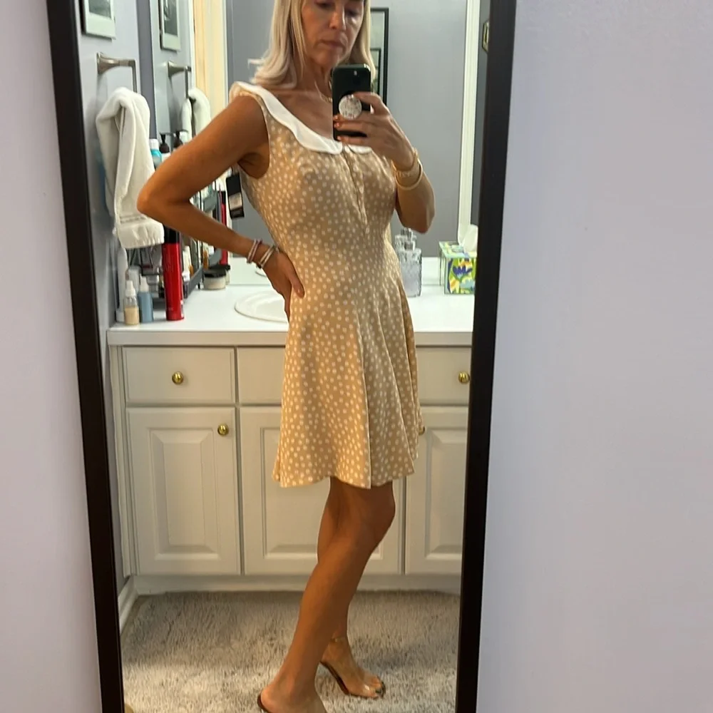 Reformation Dress - Picture 4 of 8